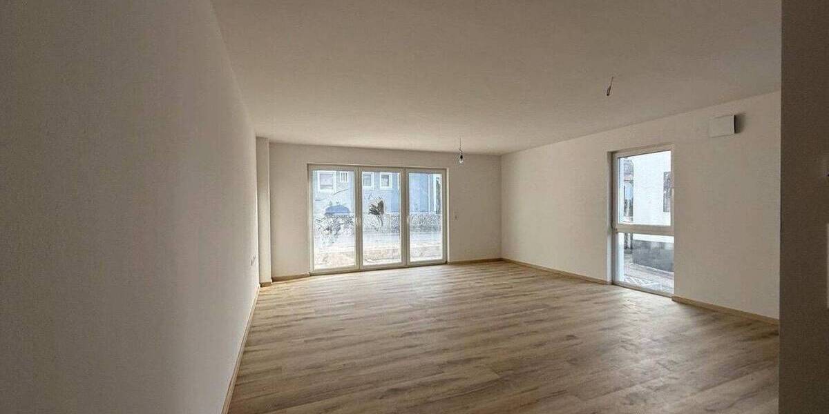Etagenwohnung Crailsheim - 3 Zimmer, 102 m&sup2;, 1.260&euro; | Angebot:26203888