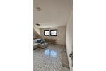 Dachgeschoßwohnung Eppelborn - 6 Zimmer, 120 m&sup2;, 1.350&euro; | Angebot:25752717