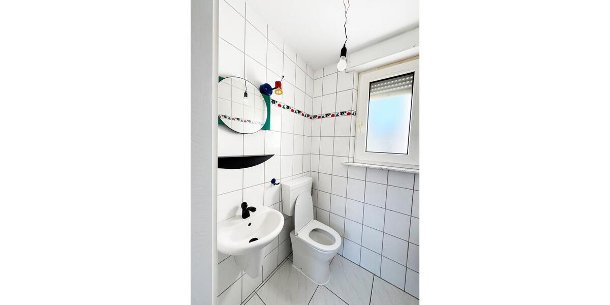 Einfamilienhaus Geilenkirchen - 2 Zimmer, 110 m&sup2;, 1.100&euro; | Angebot:26107850