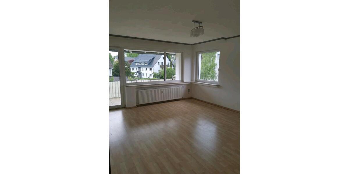 Etagenwohnung Bad Pyrmont - 4 Zimmer, 102 m&sup2;, 850&euro; | Angebot:26522381