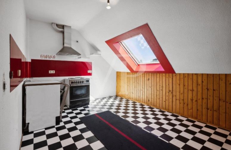 Dachgeschoßwohnung Saarlouis - 3 Zimmer, 75 m&sup2;, 800&euro; | Angebot:24375142