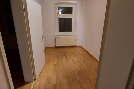 2 Zimmer Wohnung zu mieten 62m2 in Bergneustadt zimmer