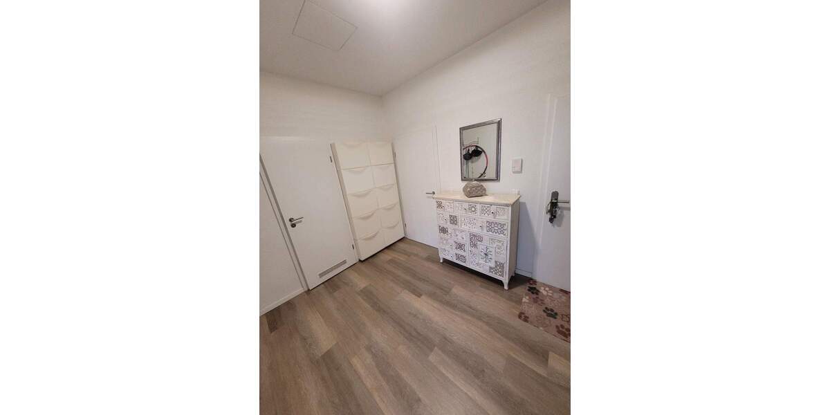 Zimmer Gera Innenstadt - 3 Zimmer, 75 m&sup2;, 525&euro; | Angebot:25731712