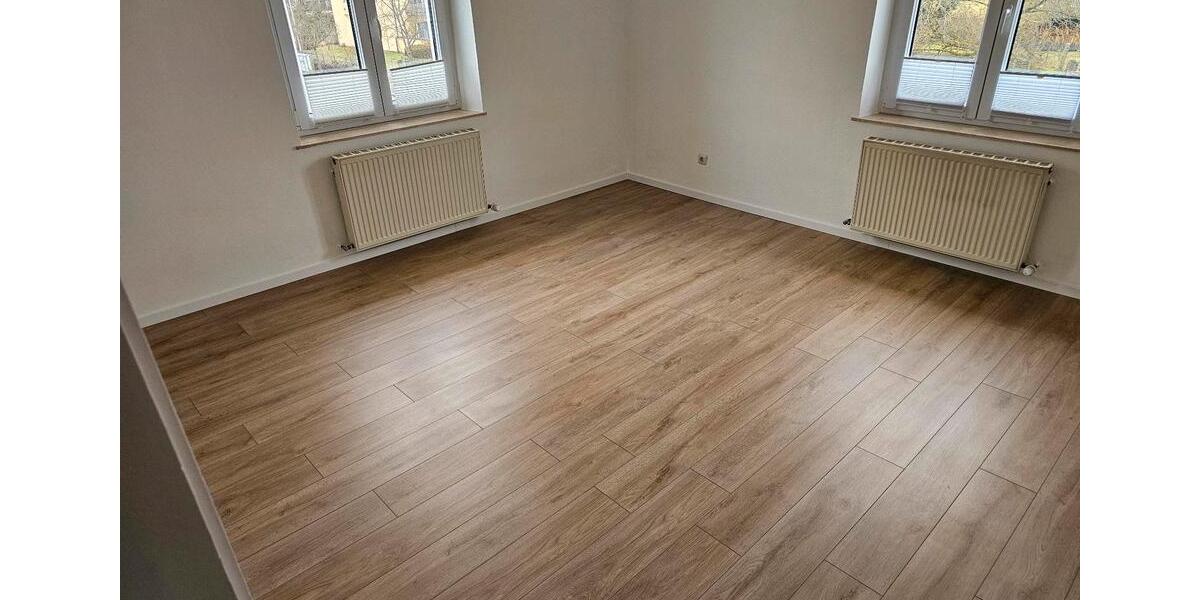 Etagenwohnung Neunburg vorm Wald - 4 Zimmer, 125 m&sup2;, 750&euro; | Angebot:26097049