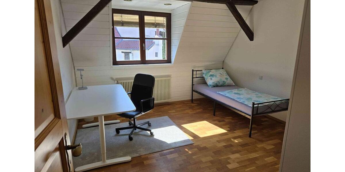 Wohnen auf Zeit Schwetzingen - 7 Zimmer, 216 m&sup2;, 310&euro; | Angebot:25144104