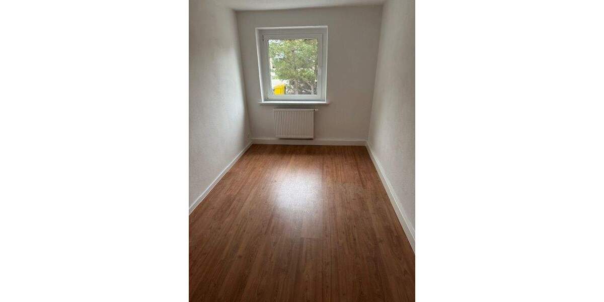 Etagenwohnung Lindenau - 3 Zimmer, 64 m&sup2;, 490&euro; | Angebot:25898616