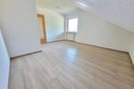 Dachgeschoßwohnung Frickingen - 4 Zimmer, 88 m&sup2;, 1.300&euro; | Angebot:26212062