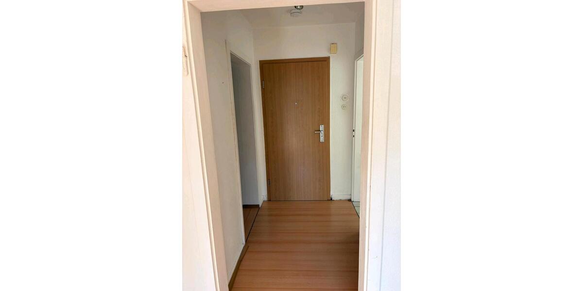 Dachgeschoßwohnung Wiehl - 2 Zimmer, 35 m&sup2;, 300&euro; | Angebot:26598029