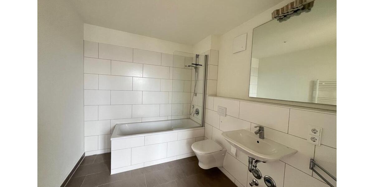 Erdgeschoßwohnung Bremen Neustadt - 2 Zimmer, 88 m&sup2;, 1.141&euro; | Angebot:24821895