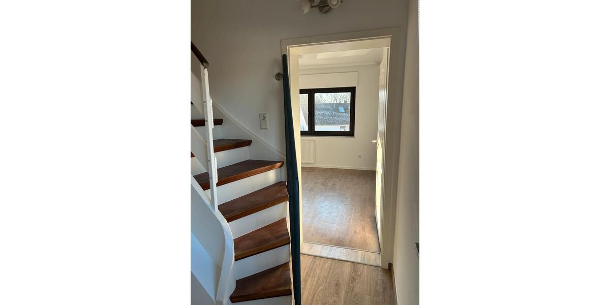 Moderne Wohnung in Lage - Pottenhaus auf zwei Etagen 3 zimmer