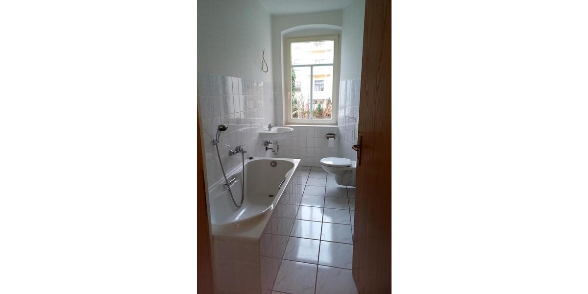 Etagenwohnung Altenburg - 2 Zimmer, 46 m&sup2;, 270&euro; | Angebot:23182787