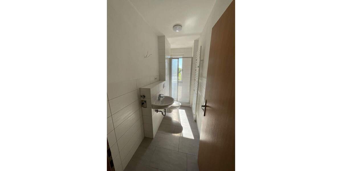 Etagenwohnung Bitterfeld-Wolfen Wolfen - 2 Zimmer, 46 m&sup2;, 323&euro; | Angebot:25822716