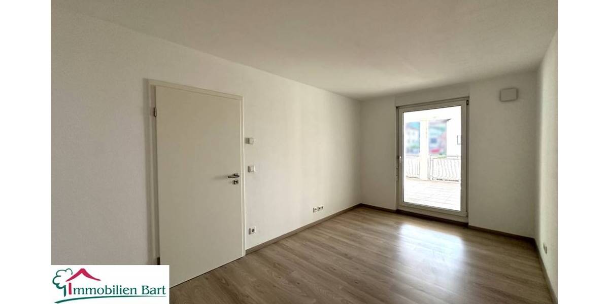 Etagenwohnung Merzig - 2 Zimmer, 71 m&sup2;, 710&euro; | Angebot:26723241
