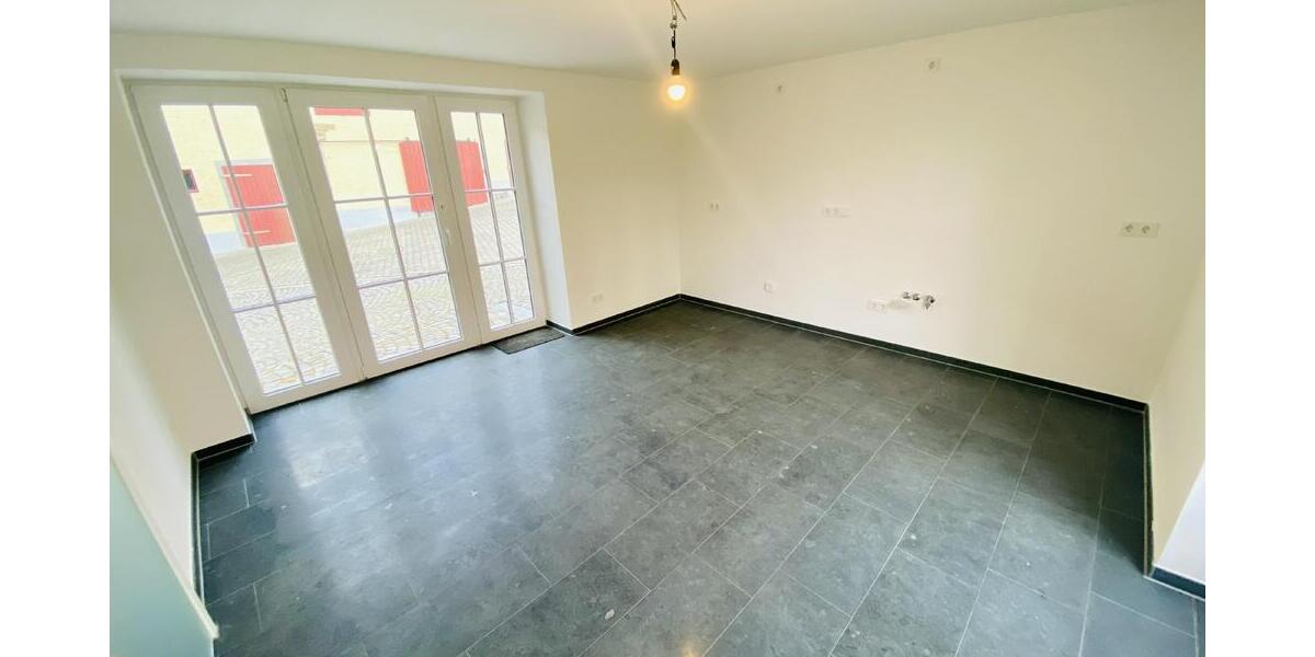 Tolle Terrassenwohnung über 3 Etagen im modernisierten, historischen 3 Seiten Bauernhof! - Bauernhaus, Landhaus Gera Cretzschwitz | Angebot:27008384