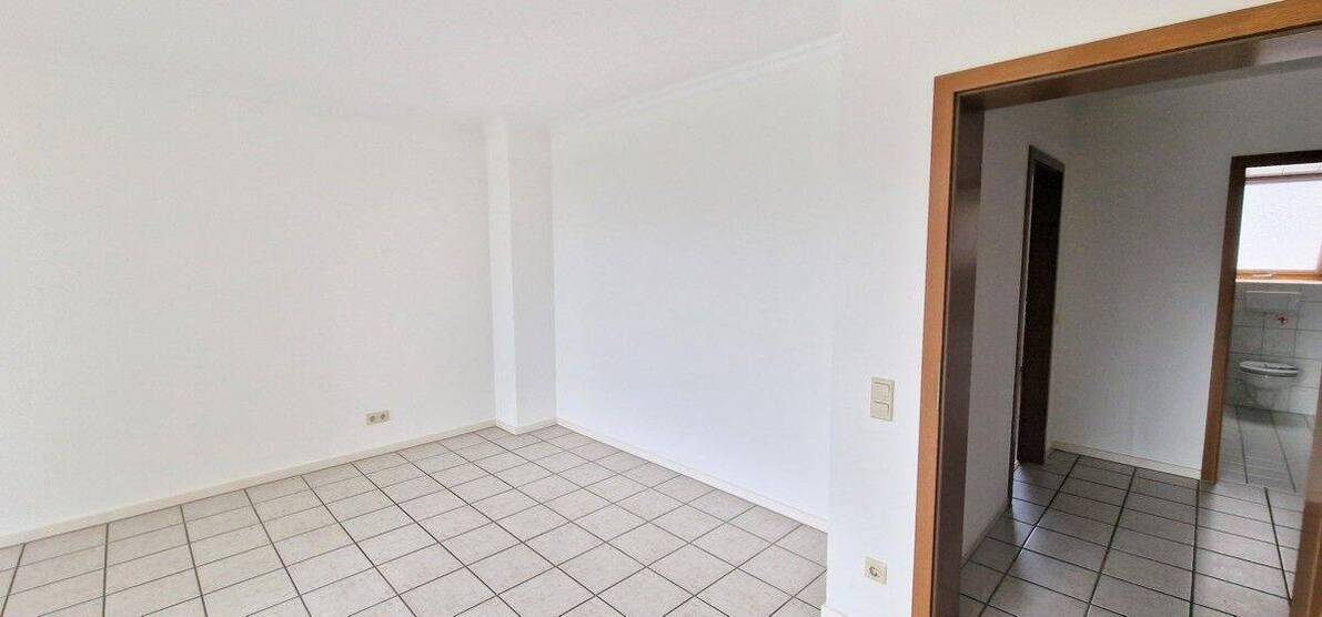 Charmante 2-Zimmer-Wohnung mit EBK und traumhaftem Ausblick in beliebter Lage von Büderich 2 zimmer