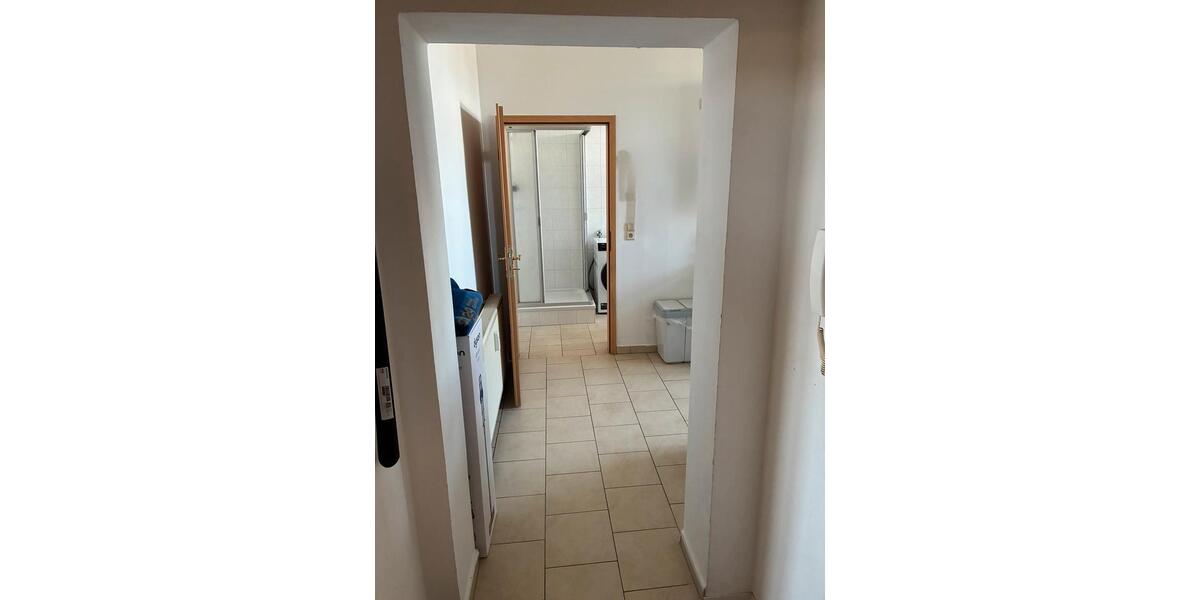 Erdgeschoßwohnung Nienburg (Saale) - 3 Zimmer, 81 m&sup2;, 680&euro; | Angebot:25853796