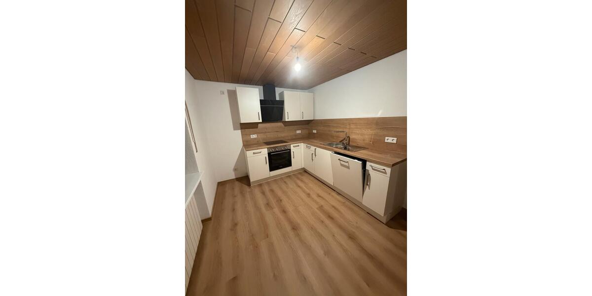 Sanierte Wohnung in 74834 Elztal-Auerbach 4 zimmer