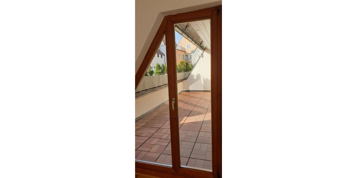 Maisonettenwohnung Ingolstadt - 4 Zimmer, 150 m&sup2;, 1.800&euro; | Angebot:24572770