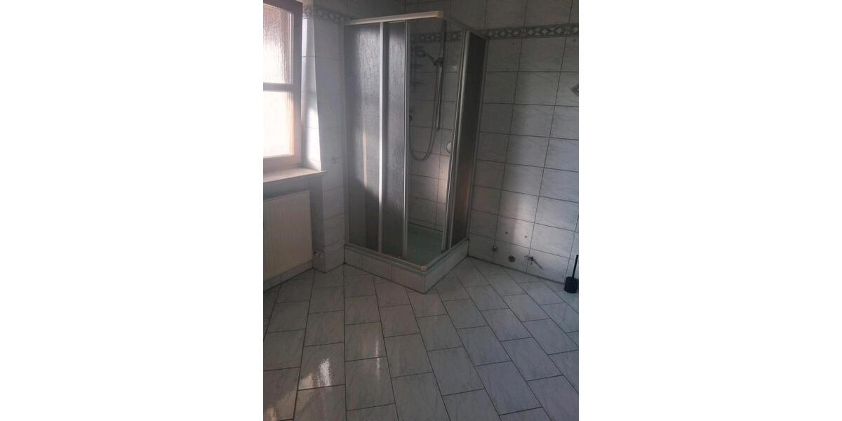 Erdgeschoßwohnung Cham - 2 Zimmer, 100 m&sup2;, 720&euro; | Angebot:25929833