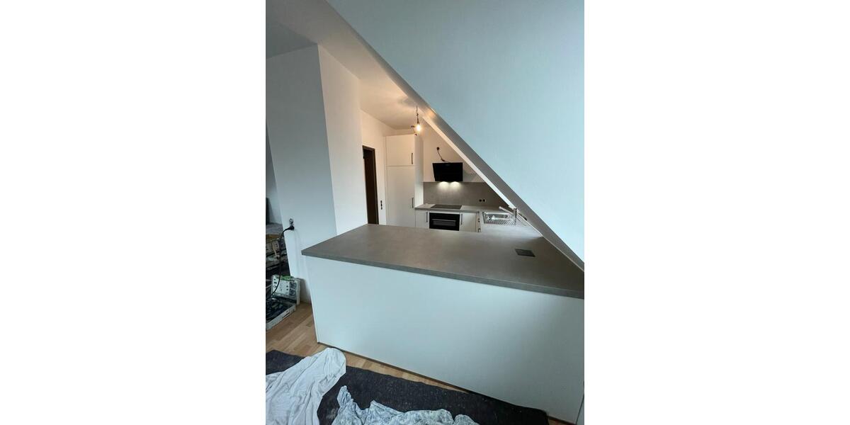 Dachgeschoßwohnung Lage - 3 Zimmer, 72 m&sup2;, 645&euro; | Angebot:26639527