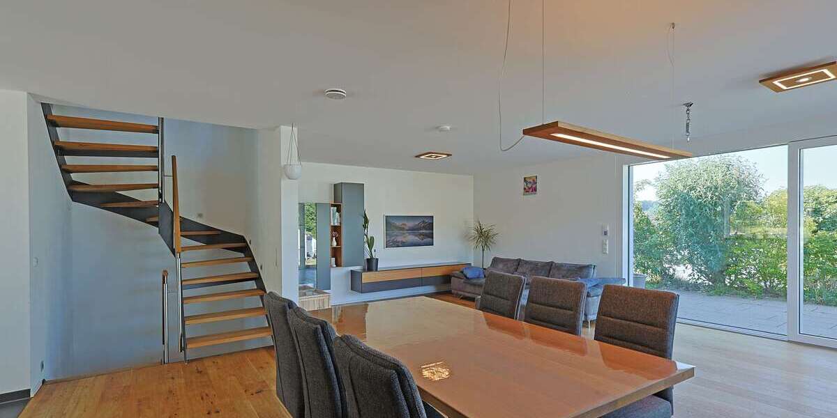 Einfamilienhaus Ostelsheim - 5 Zimmer, 172 m&sup2;, 2.190&euro; | Angebot:27007351