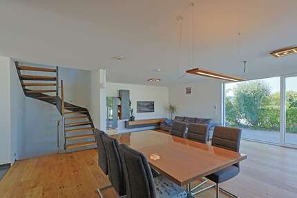 Haus Ostelsheim - 5 Zimmer, 172 m&sup2;, 2.190&euro; | Angebot:27007351