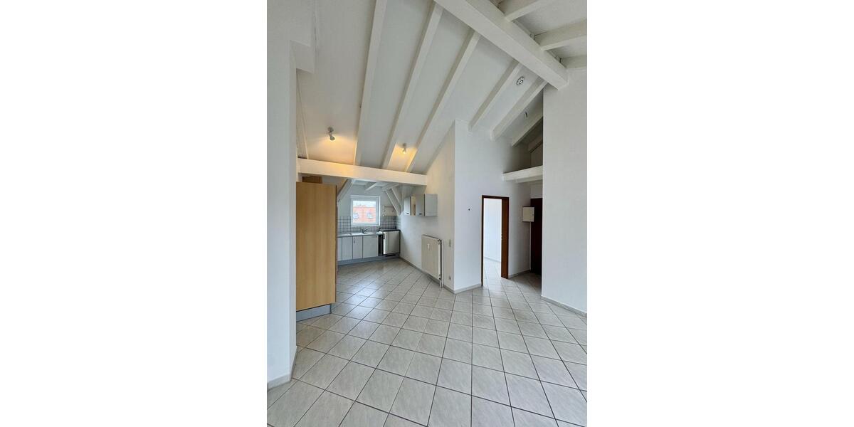 Dachgeschoßwohnung Böblingen - 3 Zimmer, 58 m&sup2;, 980&euro; | Angebot:24810674