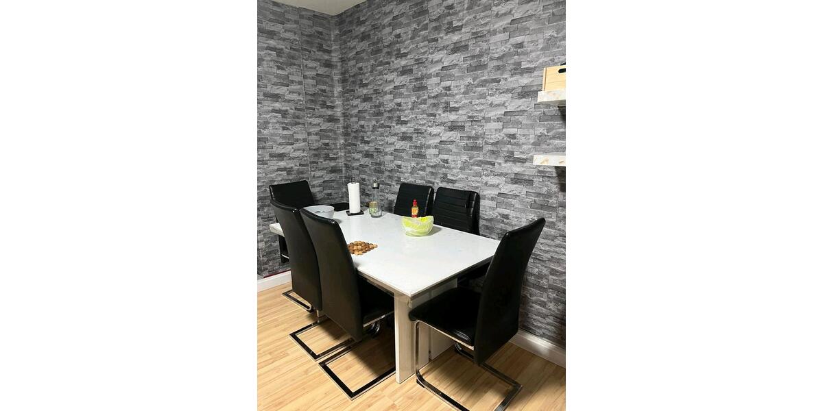 2 × 2 ZKB-WOHNUNG 2 zimmer