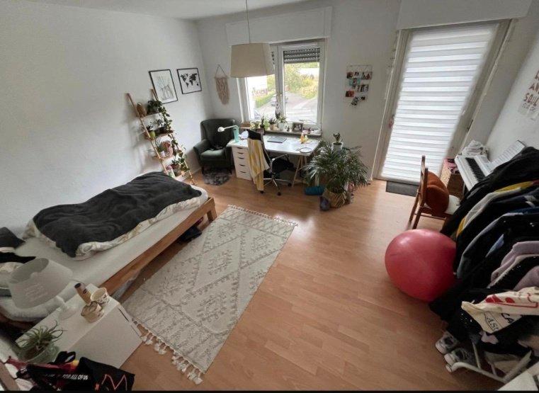 Etagenwohnung Heuchelheim a. d. Lahn - 1 Zimmer, 24 m&sup2;, 470&euro; | Angebot:26652227