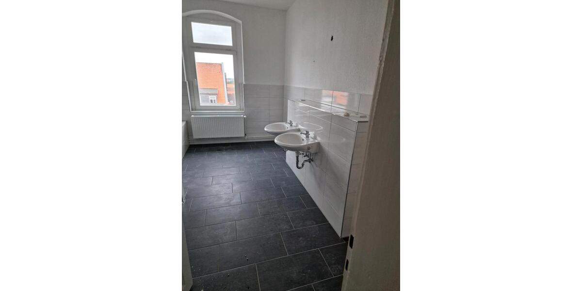 Etagenwohnung Wernigerode - 4 Zimmer, 144 m&sup2;, 850&euro; | Angebot:25866590
