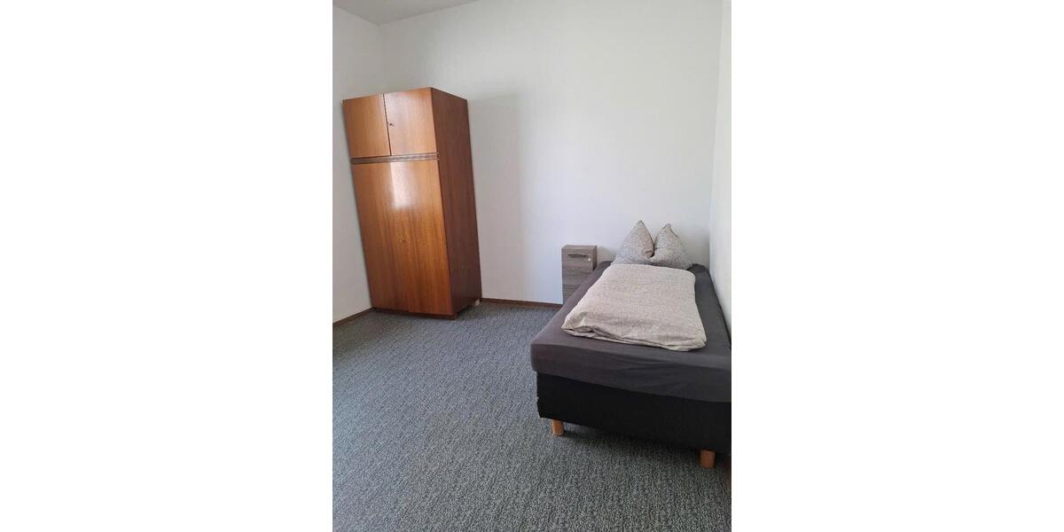 Wohnen auf Zeit Bendorf - 10 Zimmer, 100 m&sup2;, 15&euro; | Angebot:25935595