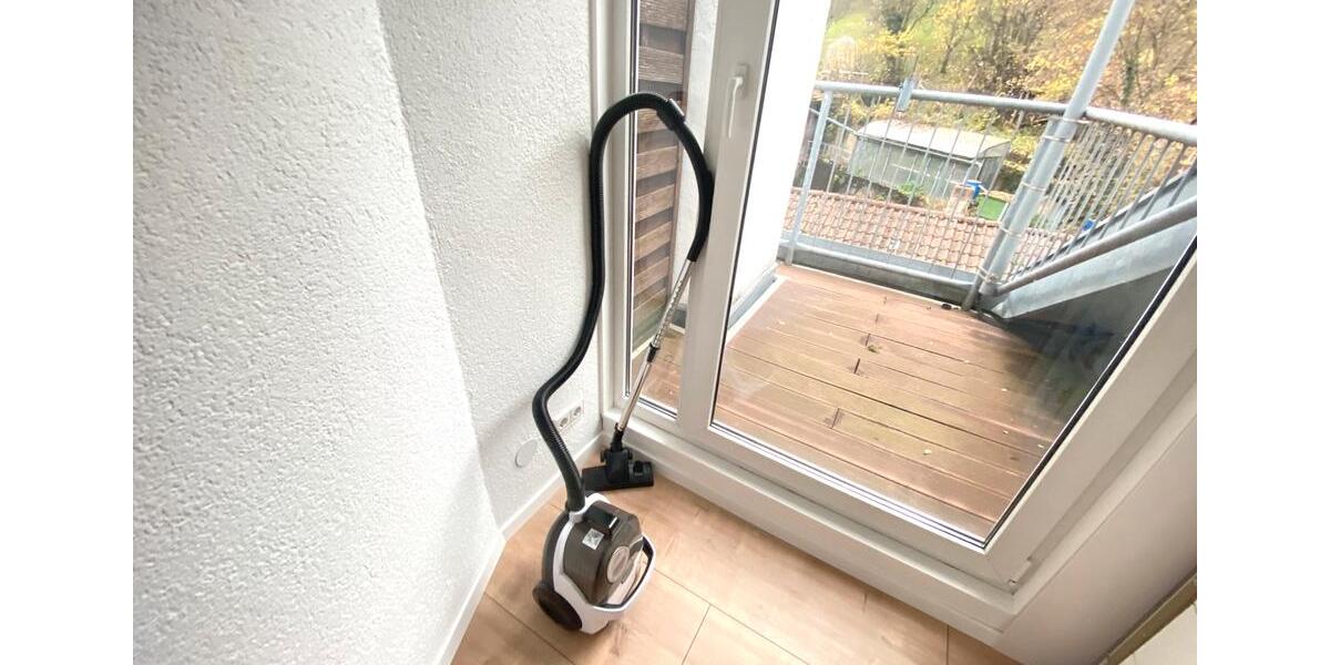 Dachgeschoßwohnung Esslingen am Neckar - 2 Zimmer, 41 m&sup2;, 1.050&euro; | Angebot:24256971