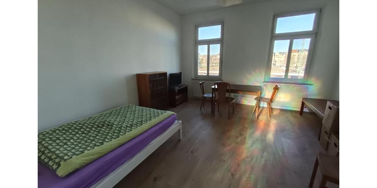 Wohnen auf Zeit Fürth Südstadt - 1 Zimmer, 22 m&sup2;, 670&euro; | Angebot:24621418