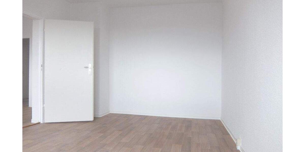 Etagenwohnung Döbeln Sörmitz - 2 Zimmer, 47 m&sup2;, 250&euro; | Angebot:24622663