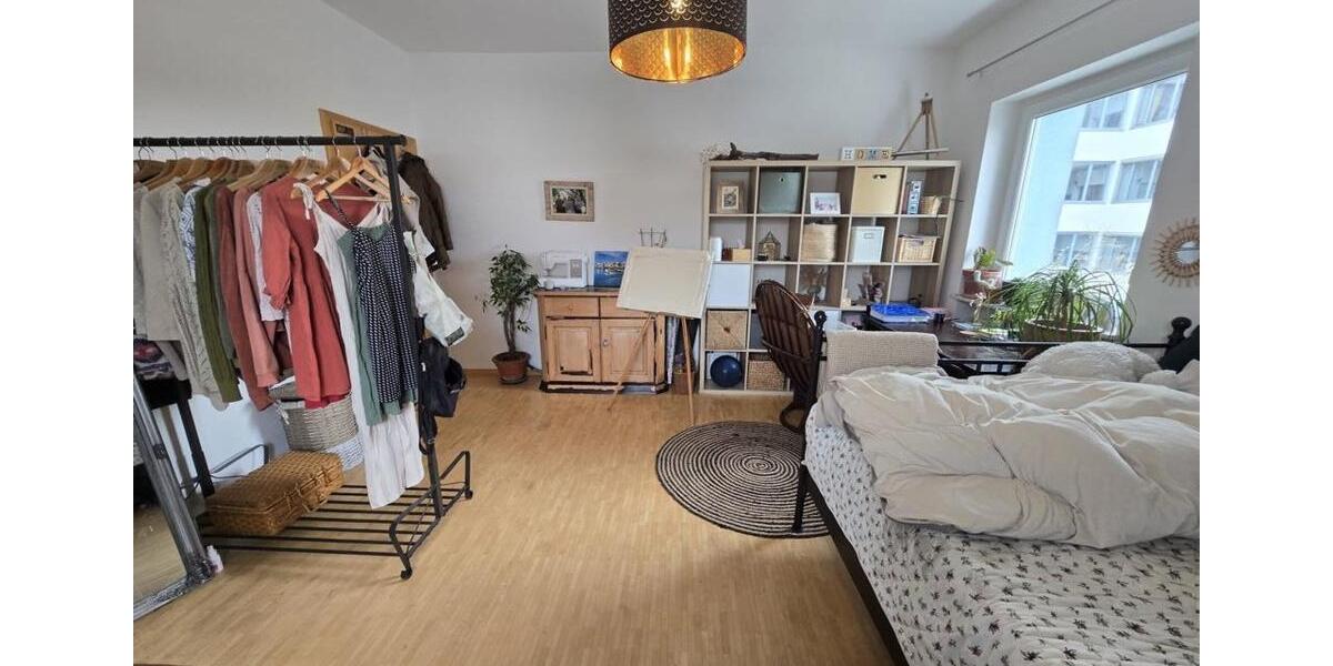 Wohnen auf Zeit Würzburg Frauenland - 1 Zimmer, 22 m&sup2;, 575&euro; | Angebot:26618095