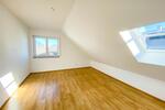 Dachgeschoßwohnung Vaihingen an der Enz - 3.5 Zimmer, 77 m&sup2;, 1.090&euro; | Angebot:26232780