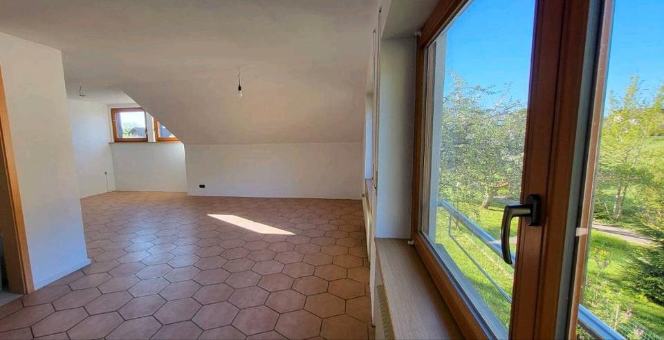 Dachgeschoßwohnung Königsfeld im Schwarzwald - 6 Zimmer, 75 m&sup2;, 690&euro; | Angebot:26393615