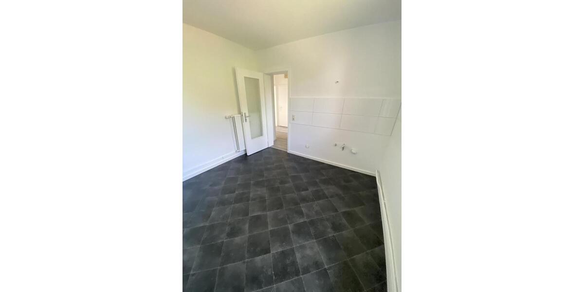 FRISCH RENOVIERT*Gemütliche 2-Raumwohnung mit Balkon* 2 zimmer
