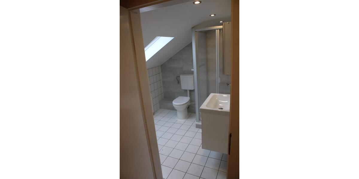 Dachgeschoßwohnung Ahlen - 2 Zimmer, 65 m&sup2;, 500&euro; | Angebot:26579718
