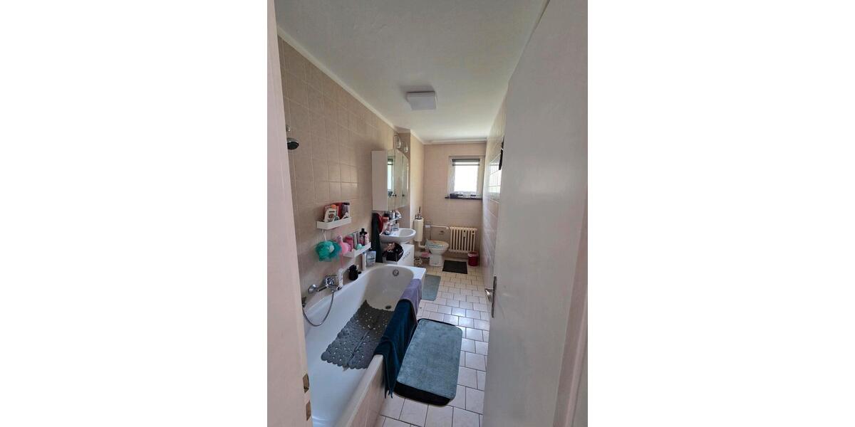 Erdgeschoßwohnung Helmstedt - 3 Zimmer, 67 m&sup2;, 470&euro; | Angebot:26697607