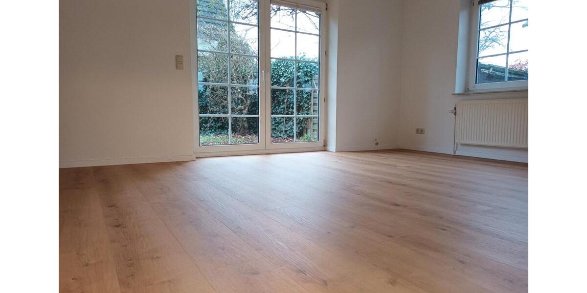Doppelhaushälfte Flensburg Altstadt - 4 Zimmer, 124 m&sup2;, 1.150&euro; | Angebot:26550258