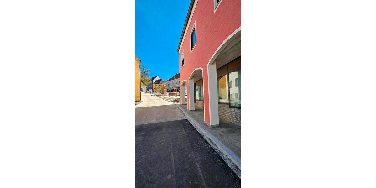 Einfamilienhaus Waldmünchen - 9 Zimmer, 300 m&sup2;, 1.500&euro; | Angebot:26594504