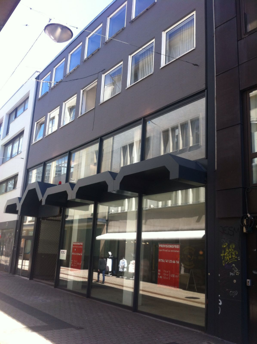 Fußgängerzone provisionsfrei Gastronomie Lebensmittel Fitnessstudio