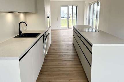 Haus Bach an der Donau - 4 Zimmer, 165 m&sup2;, 1.800&euro; | Angebot:26176189