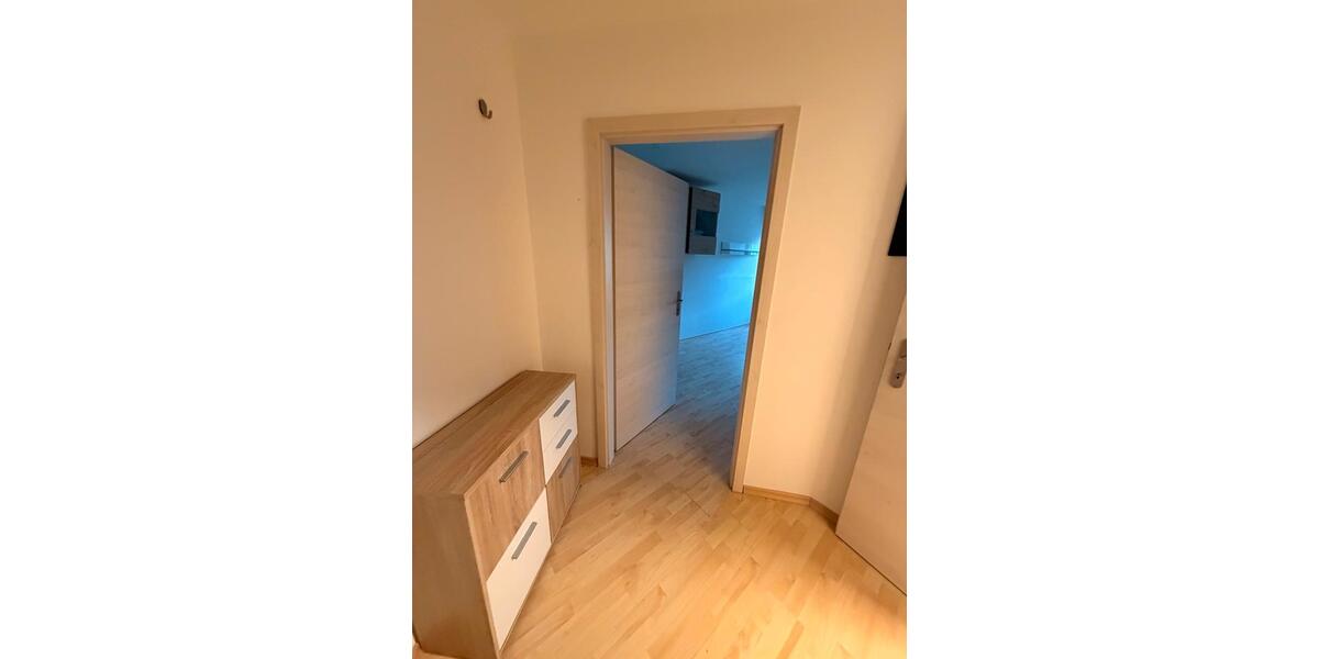 Dachgeschoßwohnung Zschopau - 1 Zimmer, 27 m&sup2;, 320&euro; | Angebot:24944108