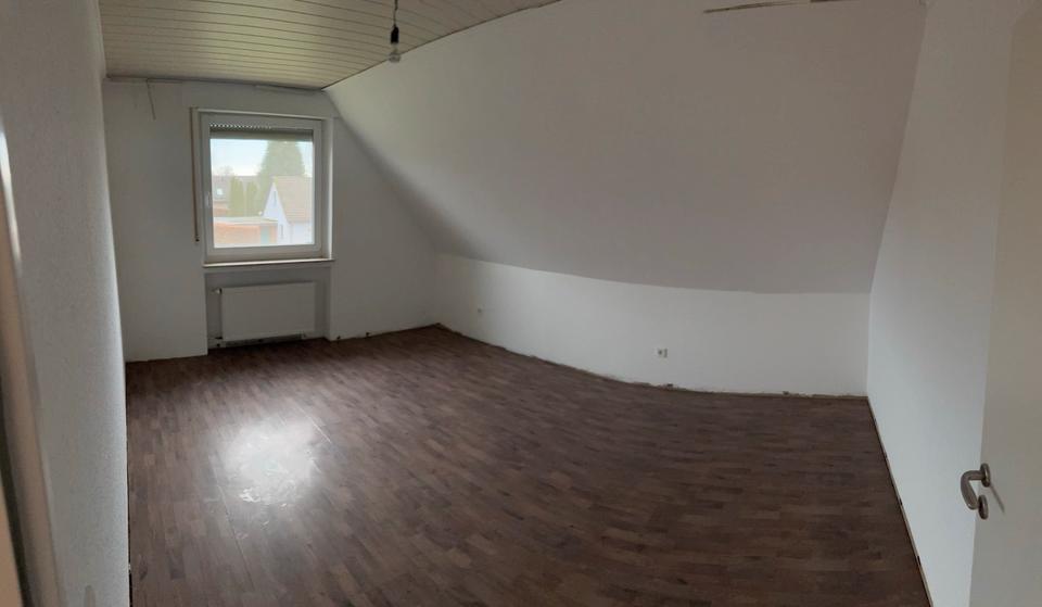 3 Zimmer frisch renoviert schöne Wohnung zentral ruhige Lage 3 zimmer