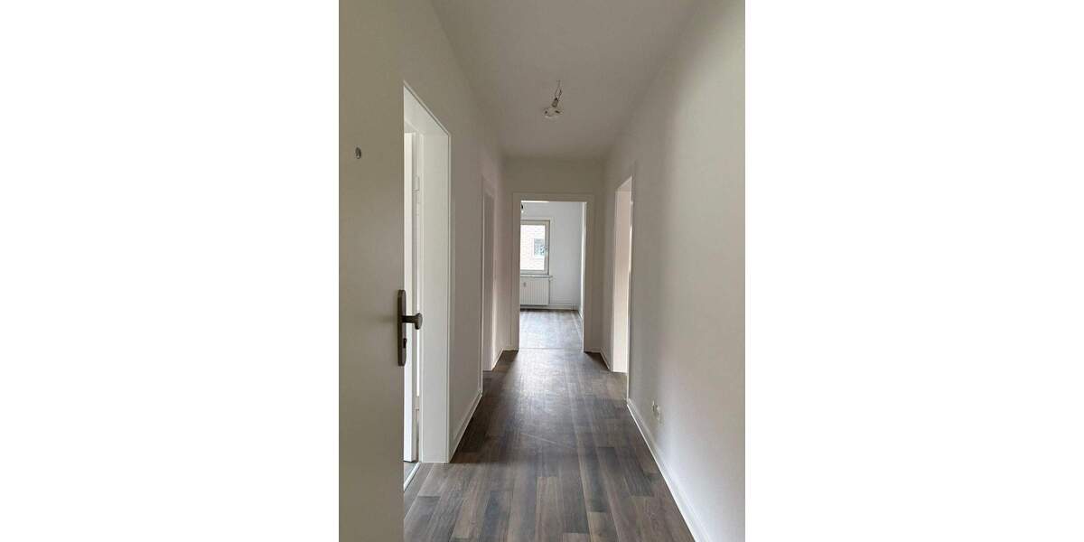 Etagenwohnung Bad Gandersheim Wrescherode - 3 Zimmer, 54 m&sup2;, 350&euro; | Angebot:25770400