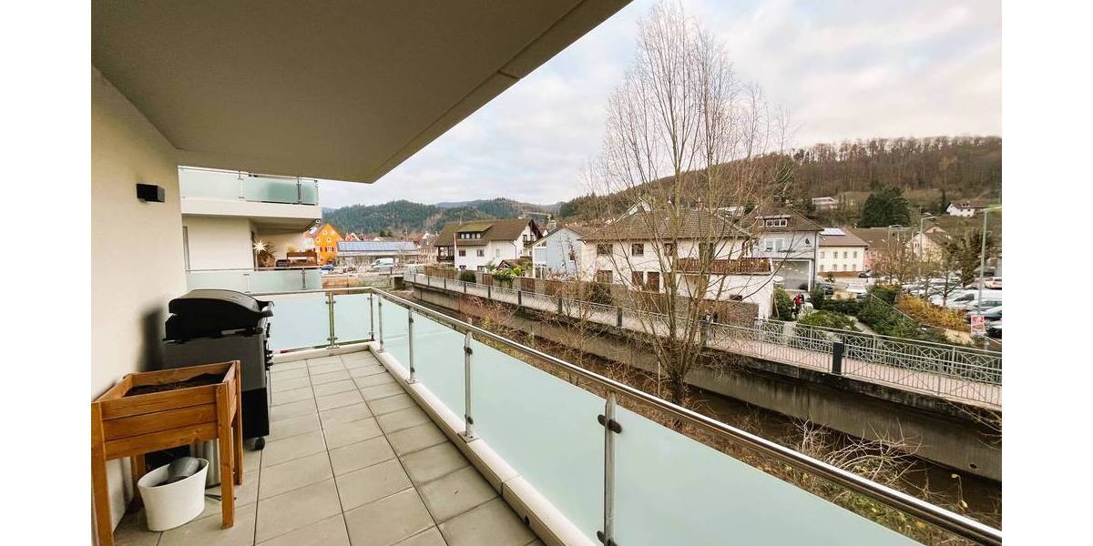 Etagenwohnung Kandern - 4 Zimmer, 114 m&sup2;, 1.700&euro; | Angebot:24847936