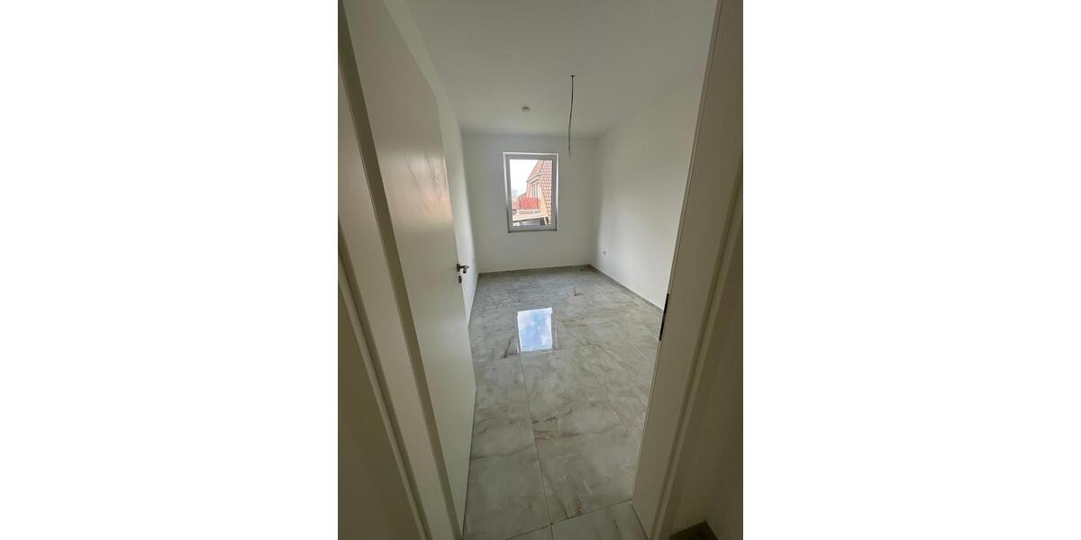 Etagenwohnung Nienburg (Weser) - 3 Zimmer, 94 m&sup2;, 1.200&euro; | Angebot:25402876