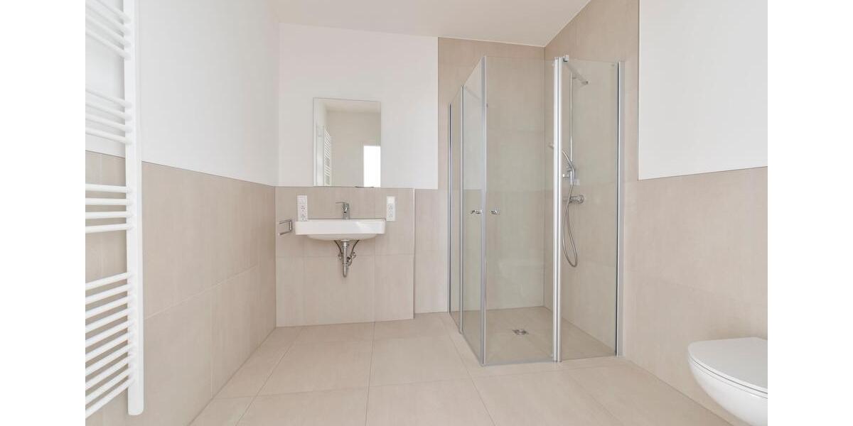 Erdgeschoßwohnung Oldenburg Bloherfelde - 2 Zimmer, 64 m&sup2;, 970&euro; | Angebot:26426416